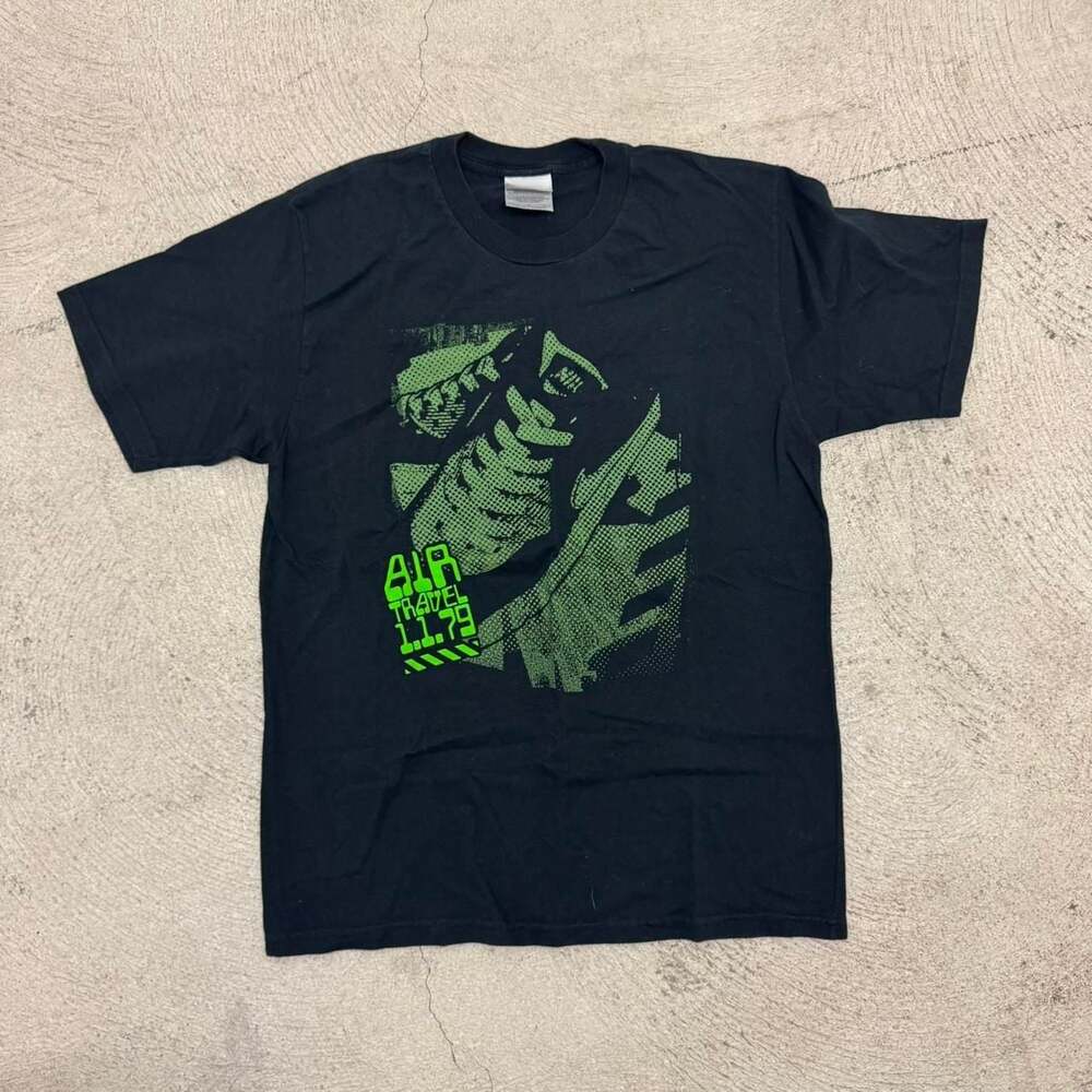 Nike Y2K Air Travel Graphic T-Shirt